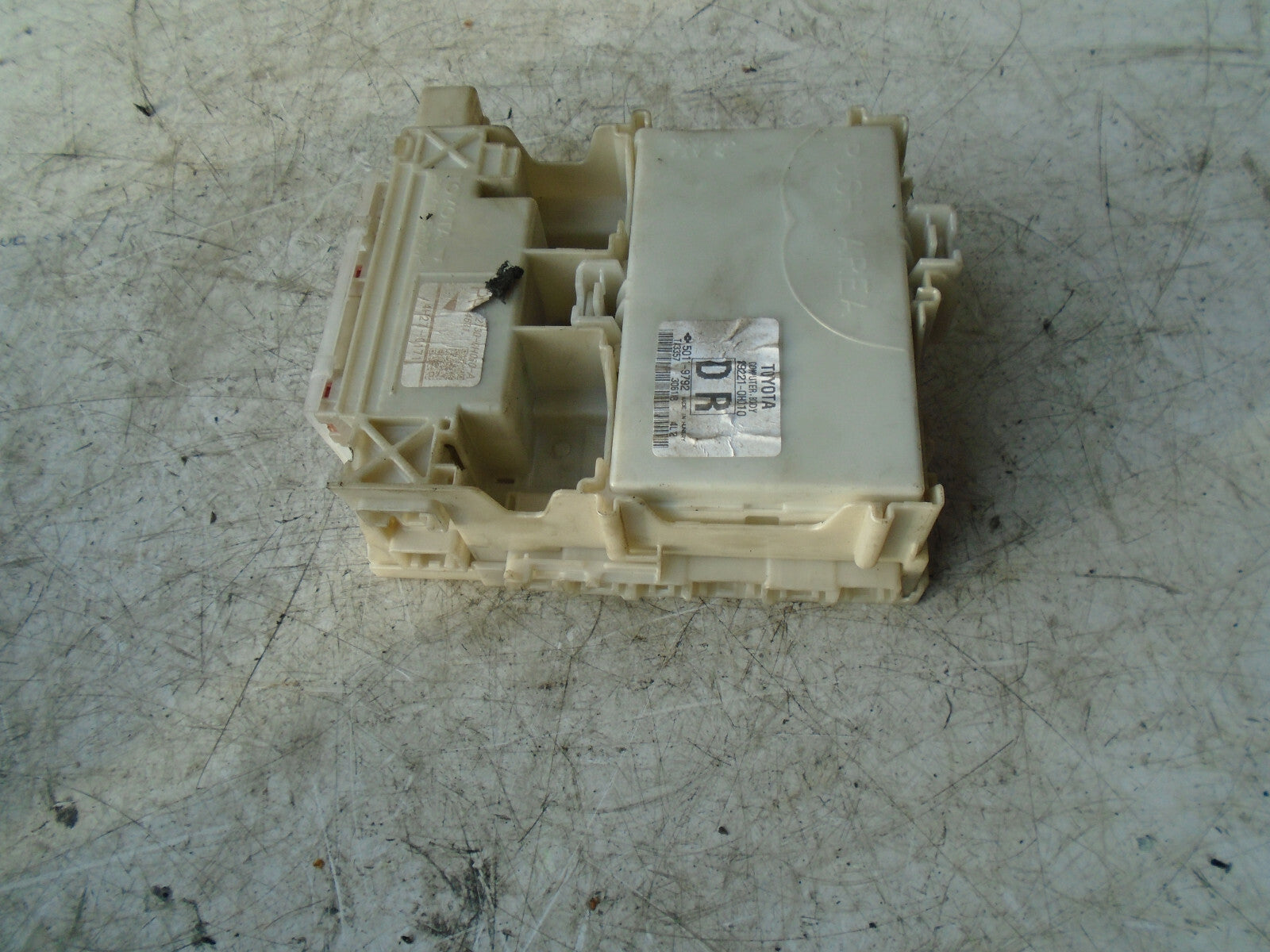 CITROEN C1 2015 MK2 BCM BODY CONTROL MODULE 892210H010