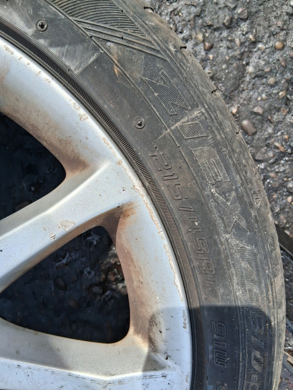 2008 MERCEDES B CLASS W245 17 INCH ALLOY WHEEL WITH TYRE 215/45R17