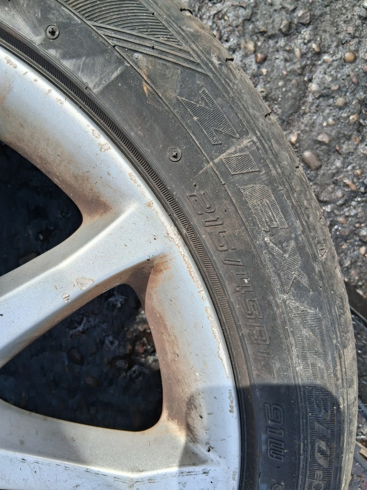 2008 MERCEDES B CLASS W245 17 INCH ALLOY WHEEL WITH TYRE 215/45R17