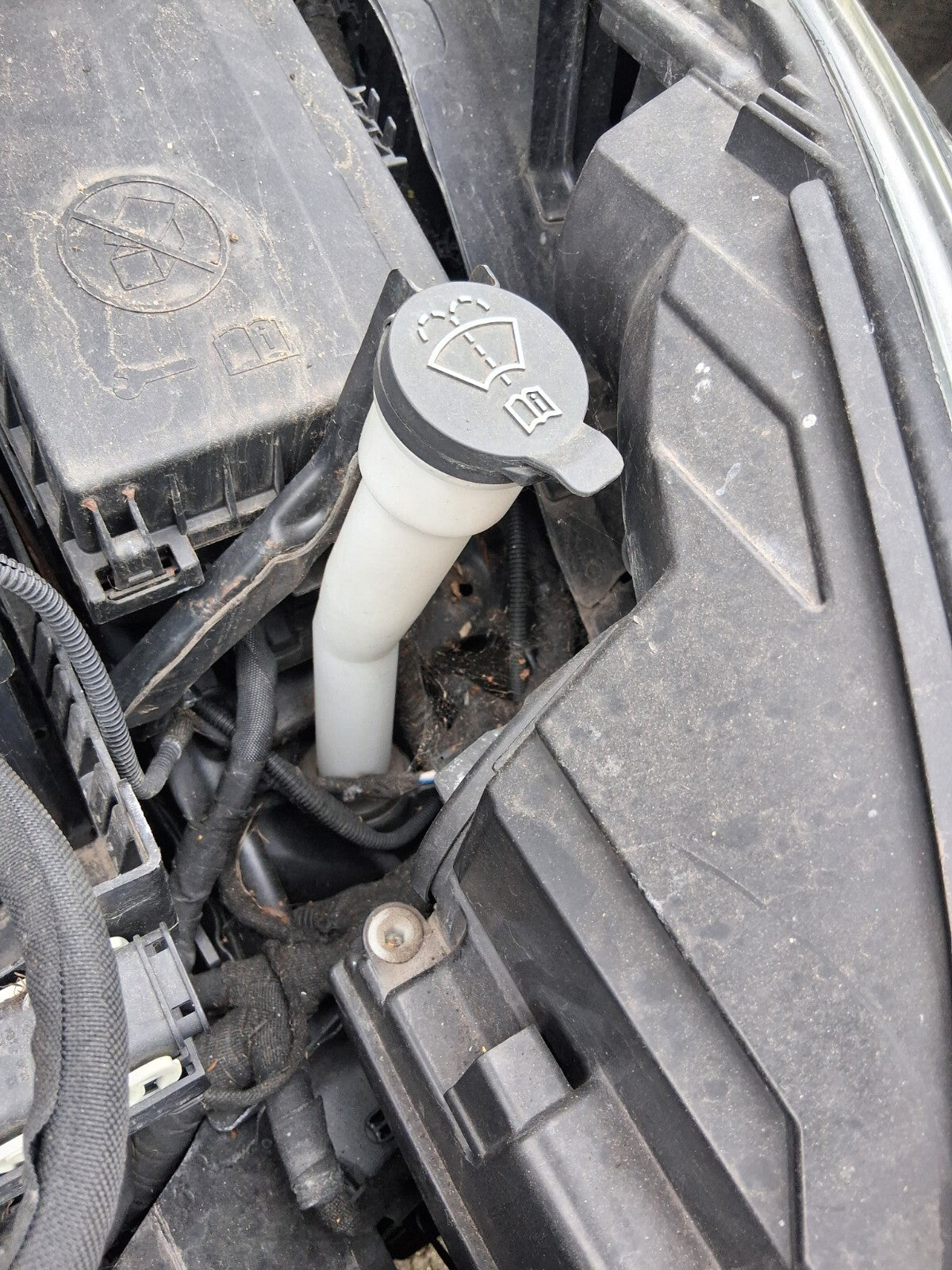 2014 VAUXHALL ZAFIRA C MK3 2.0 DIESEL WINDSCREEN WASHER WATER BOTTLE RESERVOIR