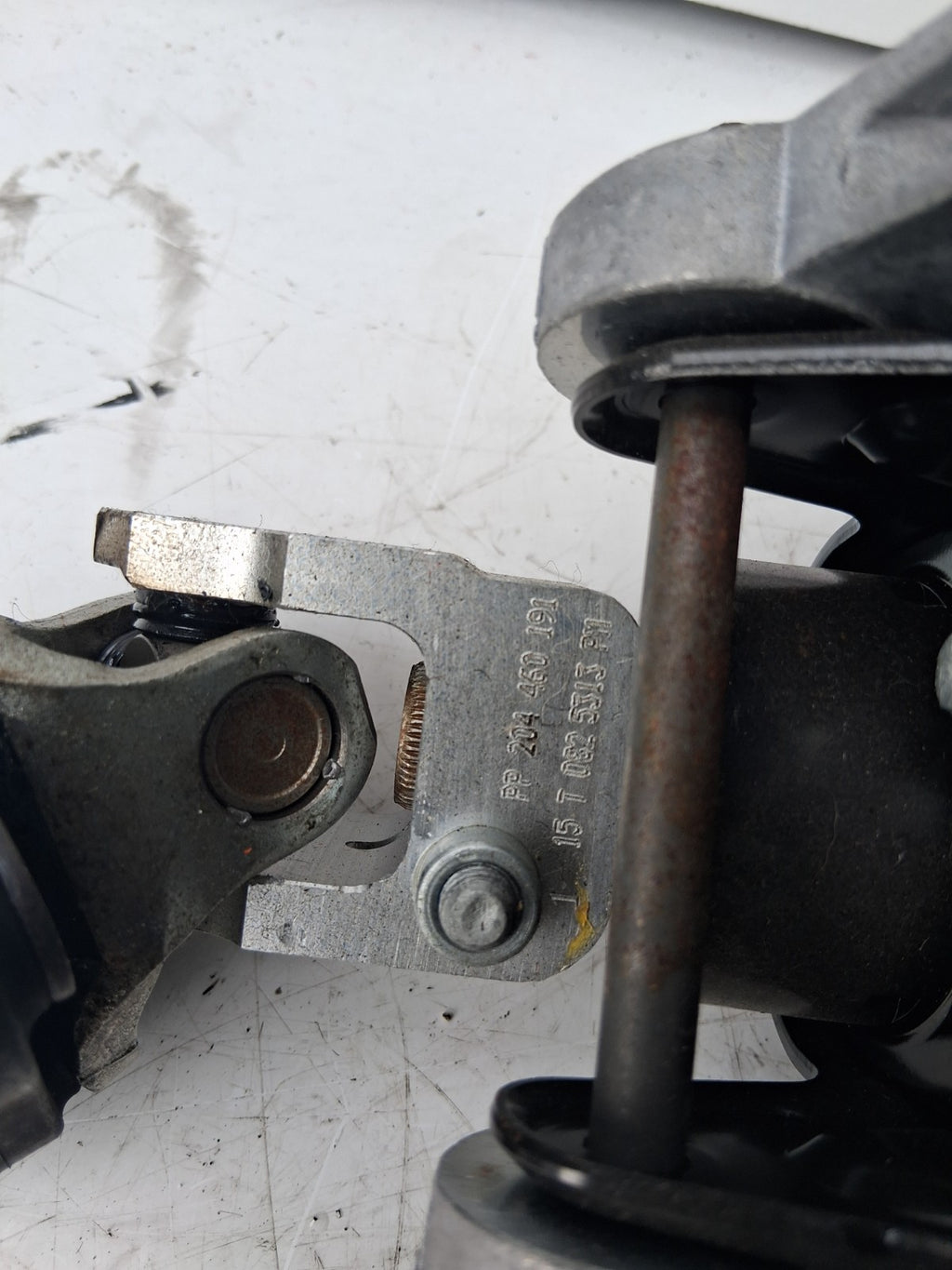 2014 MERCEDES BENZ W204 C CLASS STEERING COLUMN A2044604516