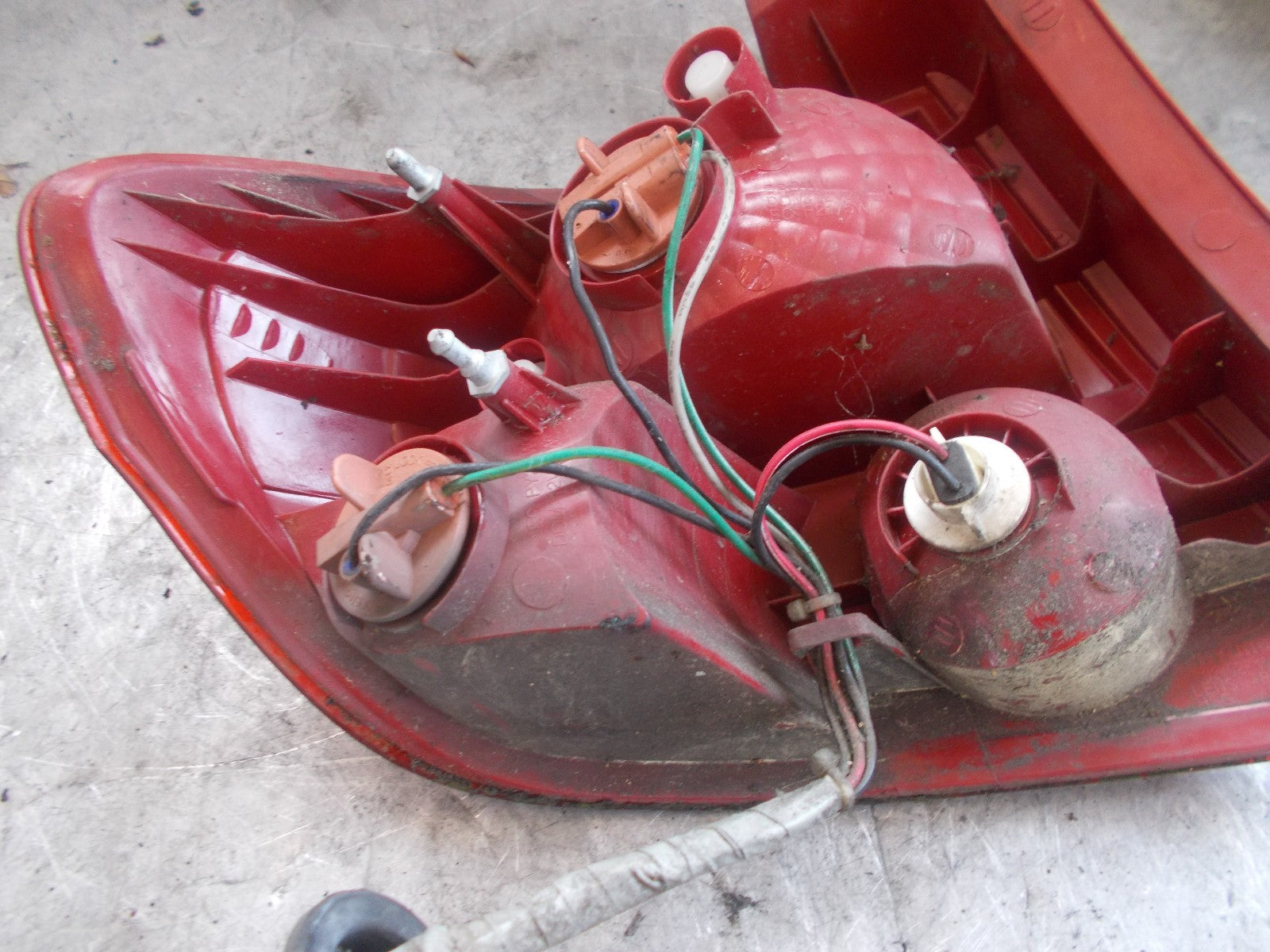HYUNDAI GETZ 2004 1.1 OFF SIDE OSR DRIVER SIDE DS REAR LIGHT 92402-1CXX