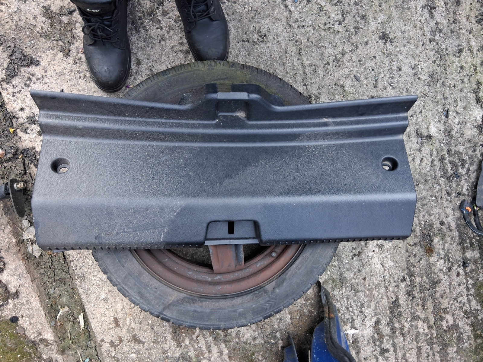 2023 MERCEDES CLA C118 REAR TRUNK BOOT LOCK TRIM COVER A1186907800