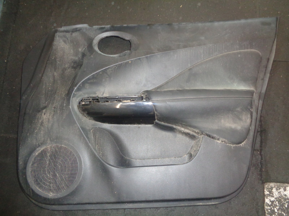 NISSAN JUKE 2015 OSF DRIVER SIDE FRONT DOOR CARD 809101KBOA