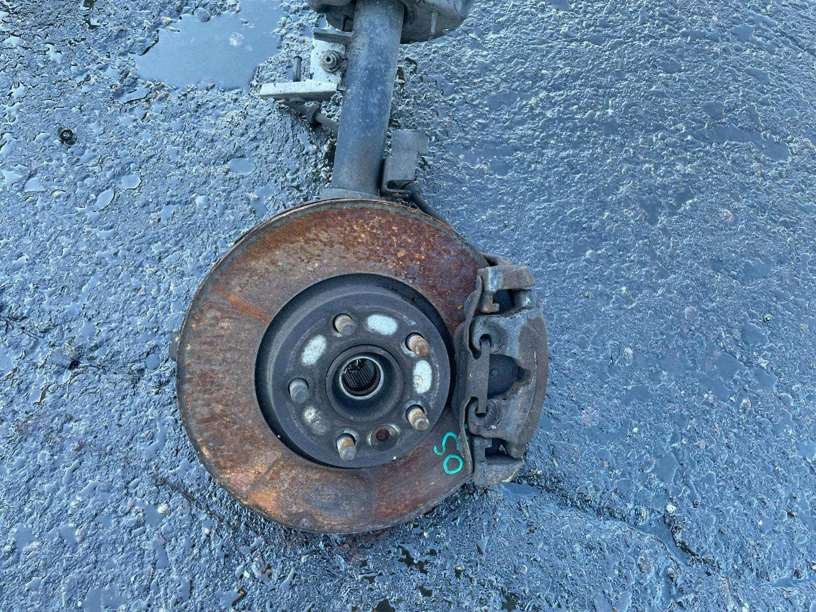 FORD GALAXY MK2 MK3 2014 2.0 AUTO OS DRIVER SIDE WHEEL HUB SHOCK SPRING LEG