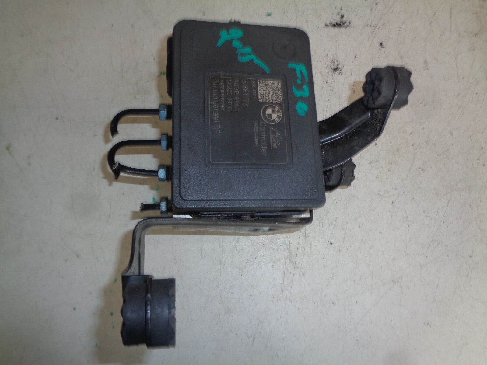 BMW 3 SERIES F30 2015 2.0 DIESEL  ABS PUMP CONTROLLER MODULE 6881173