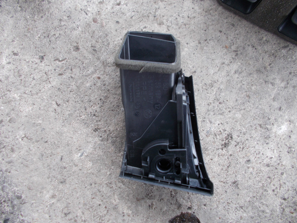 BMW 1 SERIES E87 2006 NEAR SIDE PASSENGER SIDE AIR VENT 7059187-12