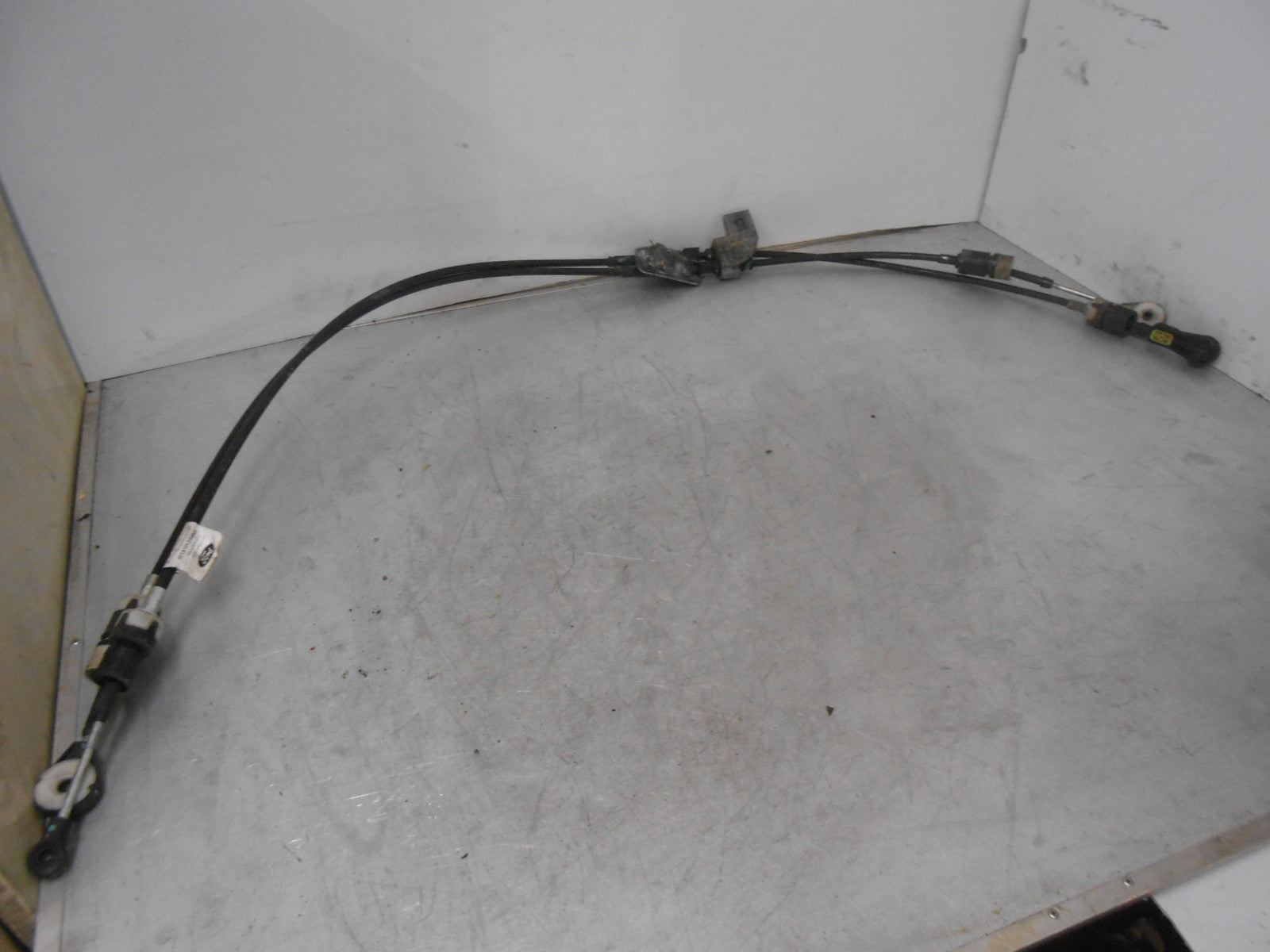 FORD FIESTA MK8 2011 DIESEL 5 SPEED MANUAL GEAR SELECTOR CABLES C1BR7E395BB