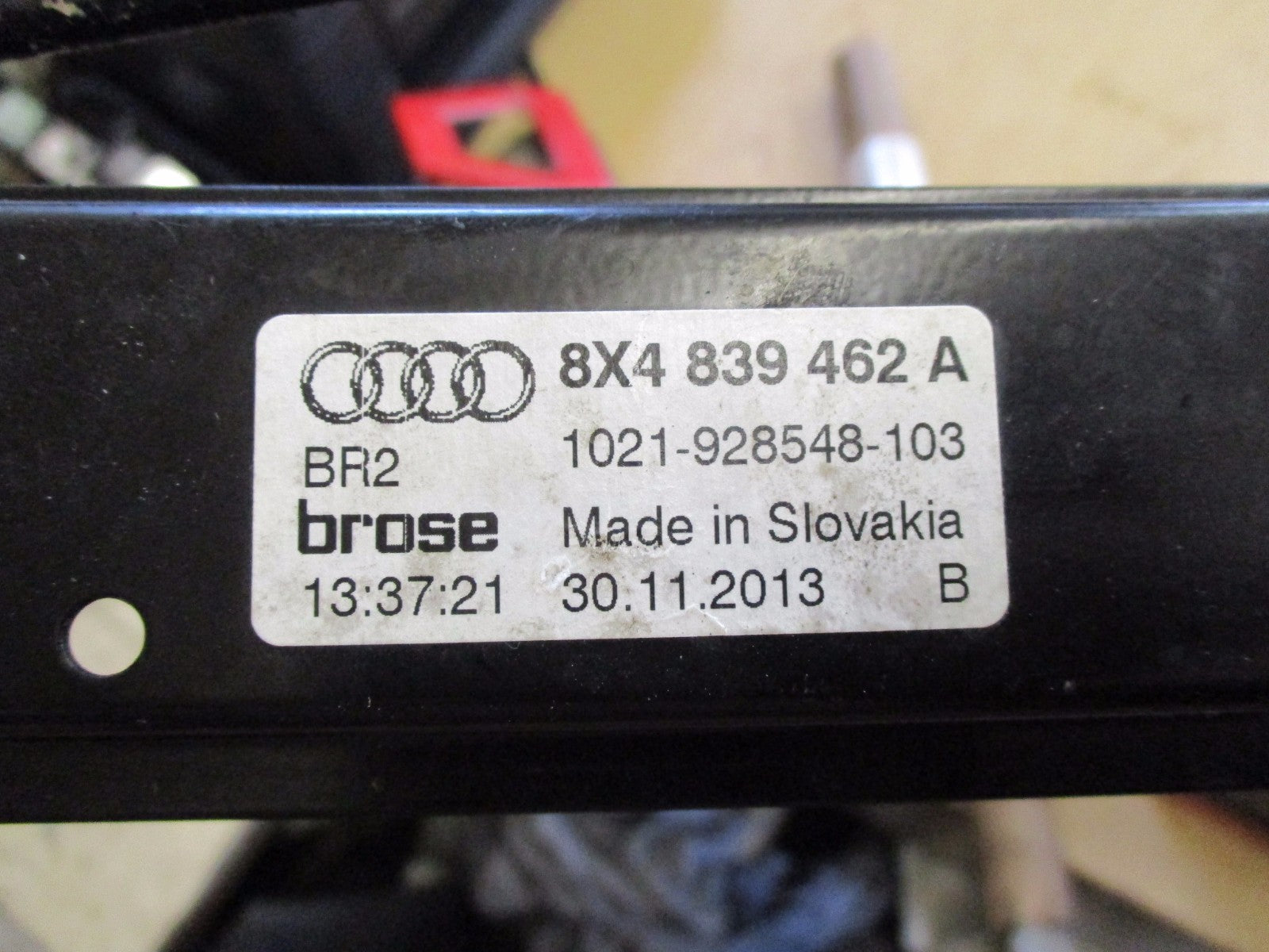 AUDI A1 2013 5 DOOR OSR DRIVER SIDE FRONT WINDOW REGULATOR ONLY 8X4839462A