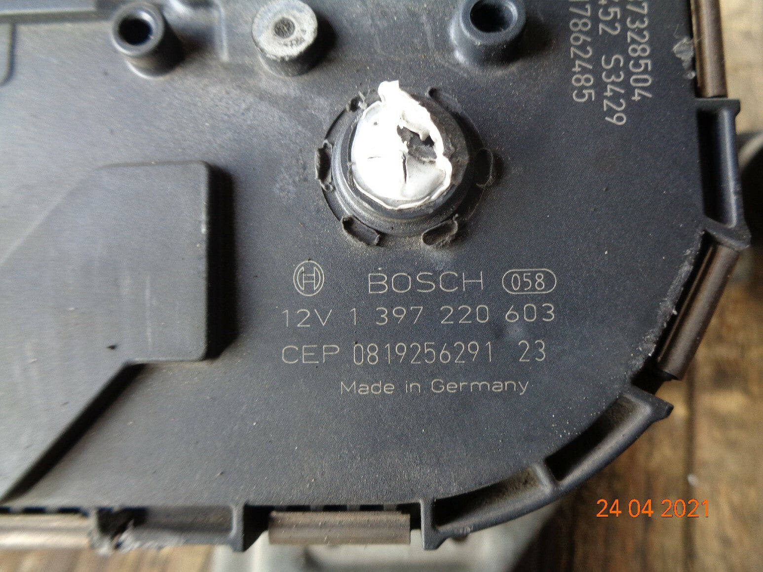 FORD S MAX 2008 OSF DRIVER SIDE FRONT WINDSCREEN WIPER MOTOR LINKAGE 1397220603