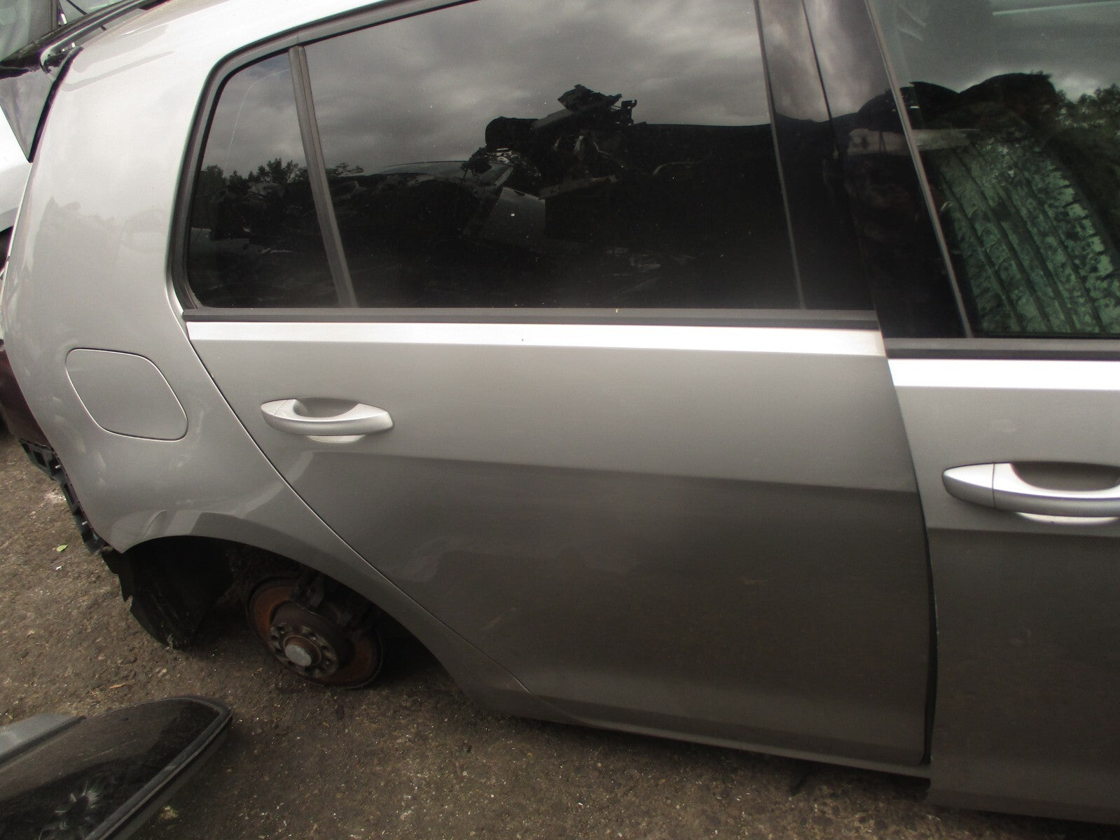 2014 VOLKSWAGEN GOLF MK7 OSR DRIVER SIDE REAR RIGHT BARE DOOR SILVER LB7W