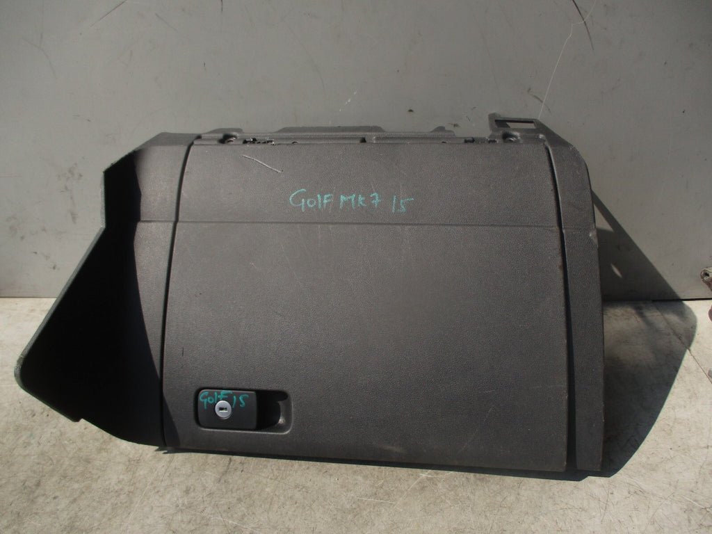 2015 VOLKSWAGEN GOLF MK7 FRONT LEFT GLOVEBOX STORAGE COMPARTMENT BOX 5G2857097A