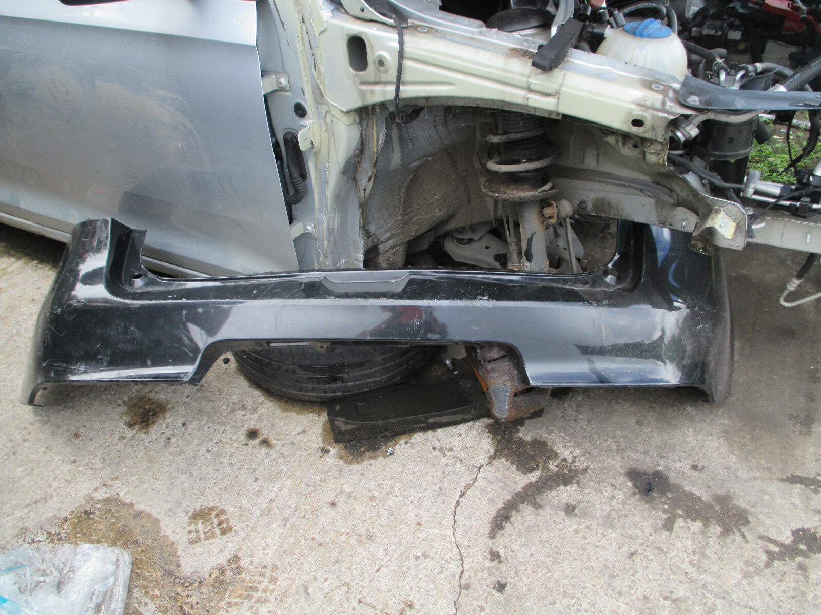 RENAULT MEGANE MK3 2009-2012 REAR BUMPER BLACK 850220009R