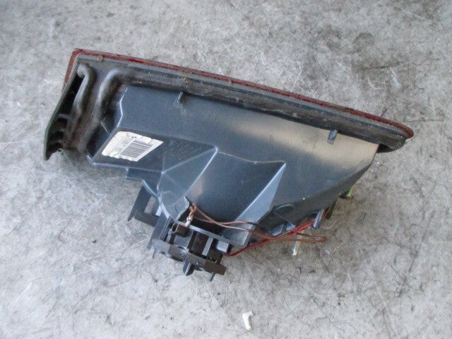 2012 BMW 5 SERIES F10 NSF PASSENGER SIDE REAR INNER TAIL LIGHT 7203225