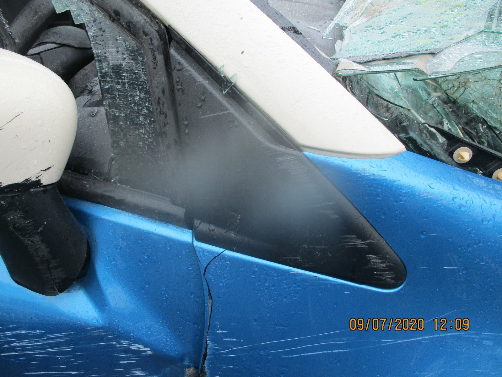 RENAULT CAPTUR 2014 MK1 HATCHBACK DRIVER SIDE RH FRONT WING CORNER TRIM