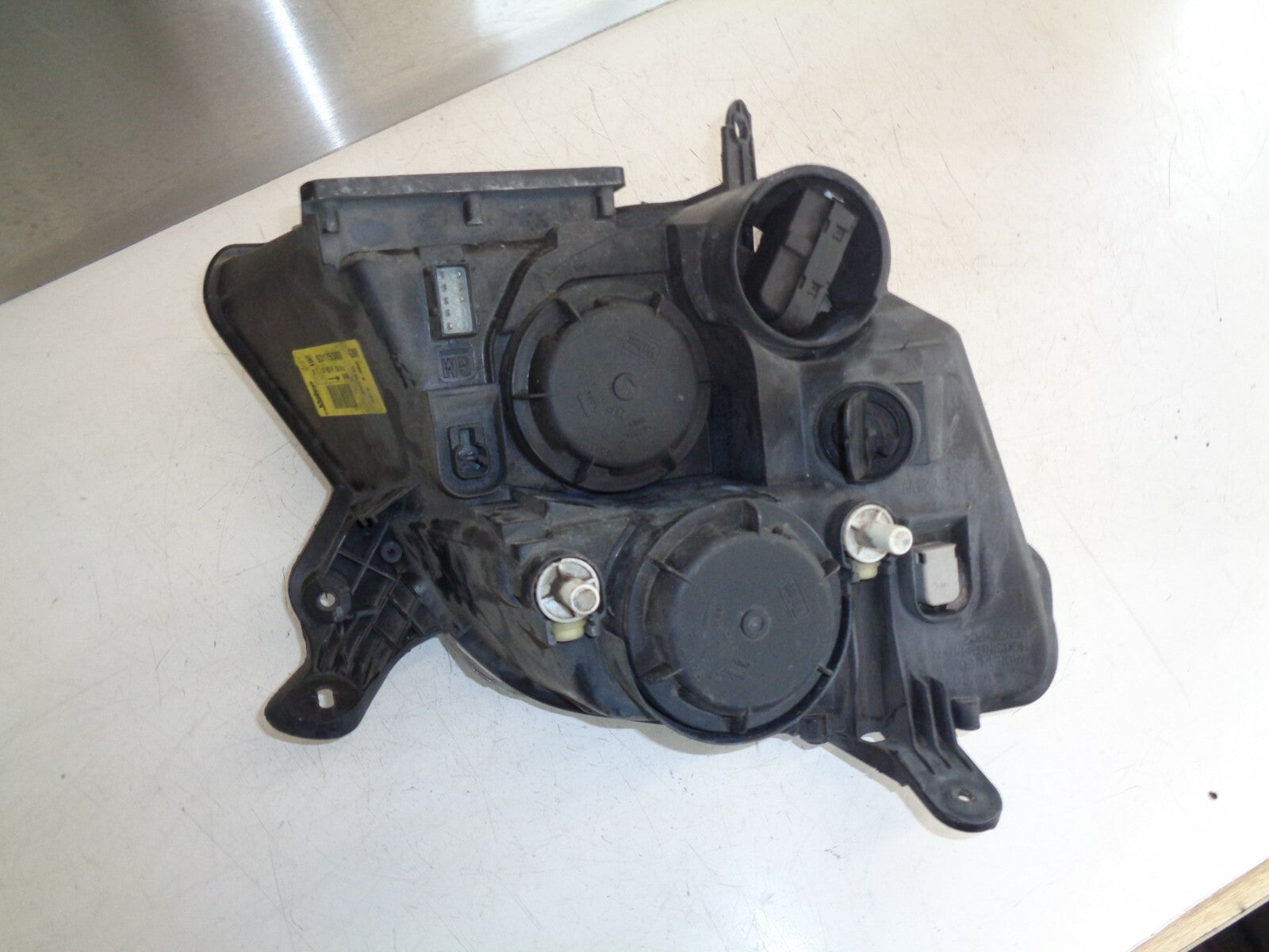 VAUXHALL MERIVA MK1 2005 NS PASSENGER SIDE HEADLIGHT HEADLAMP 93175360