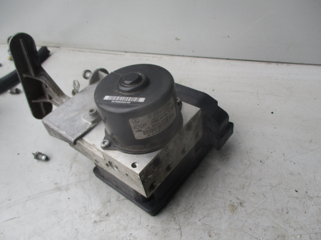 MERCEDES CLC 2008 ABS PUMP MODULE A0375454732