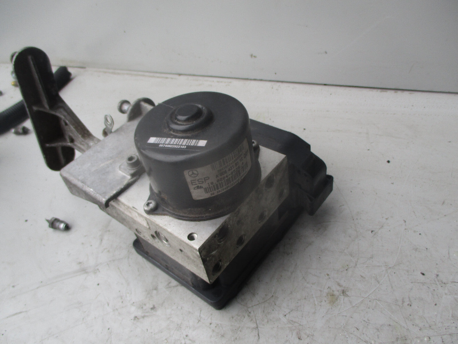 MERCEDES CLC 2008 ABS PUMP MODULE A0375454732