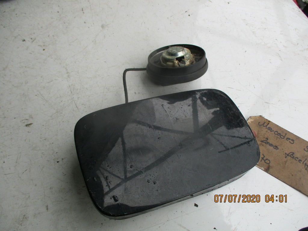 MERCEDES SLK 320 2000 R170 FACELIFT FUEL DOOR COVER CAP FLAP BLACK A1705840039
