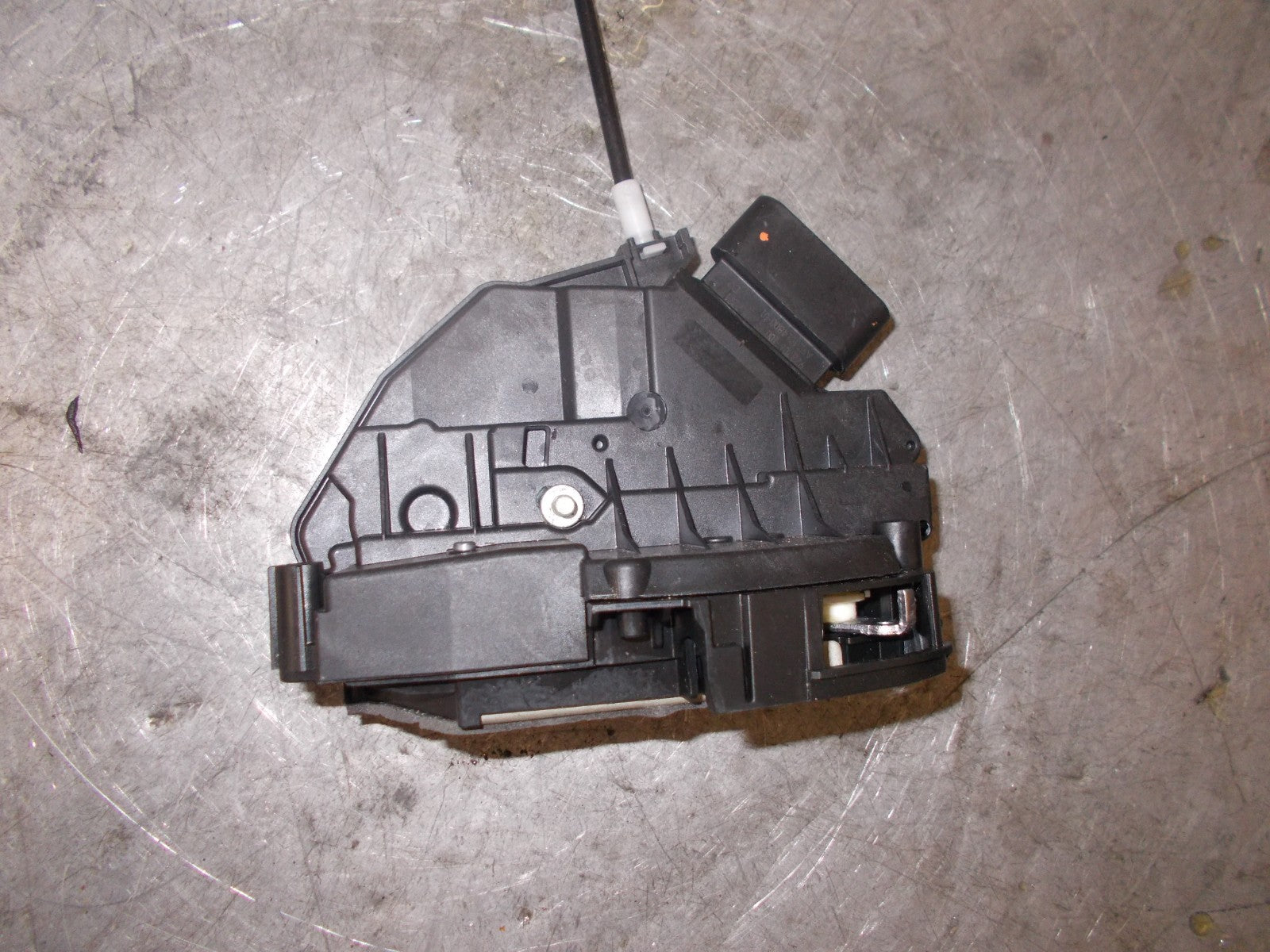 FORD FOCUS 2017 MK3 OSR DRIVER SIDE REAR DOOR LOCK MECHANISM BM5AA26412BG