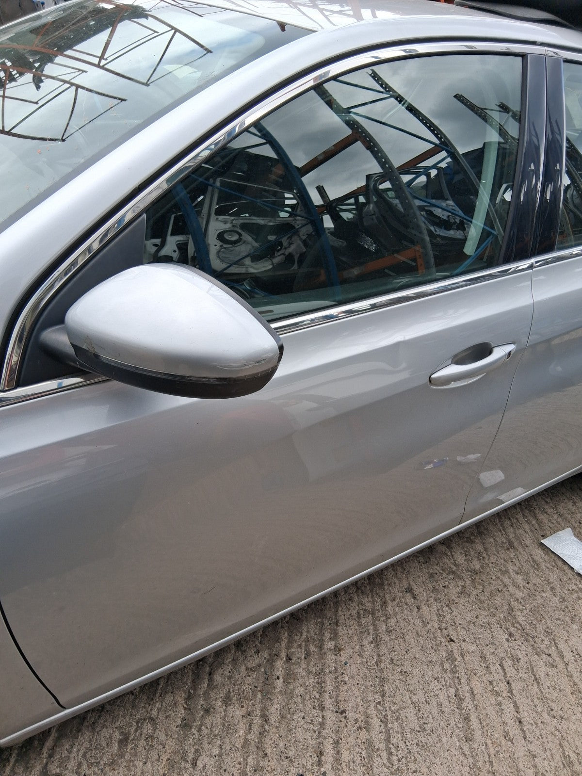 2014 PEUGEOT 308 MK2 NSF PASSENGER SIDE FRONT BARE DOOR GRIS ALUMINIUM EZR
