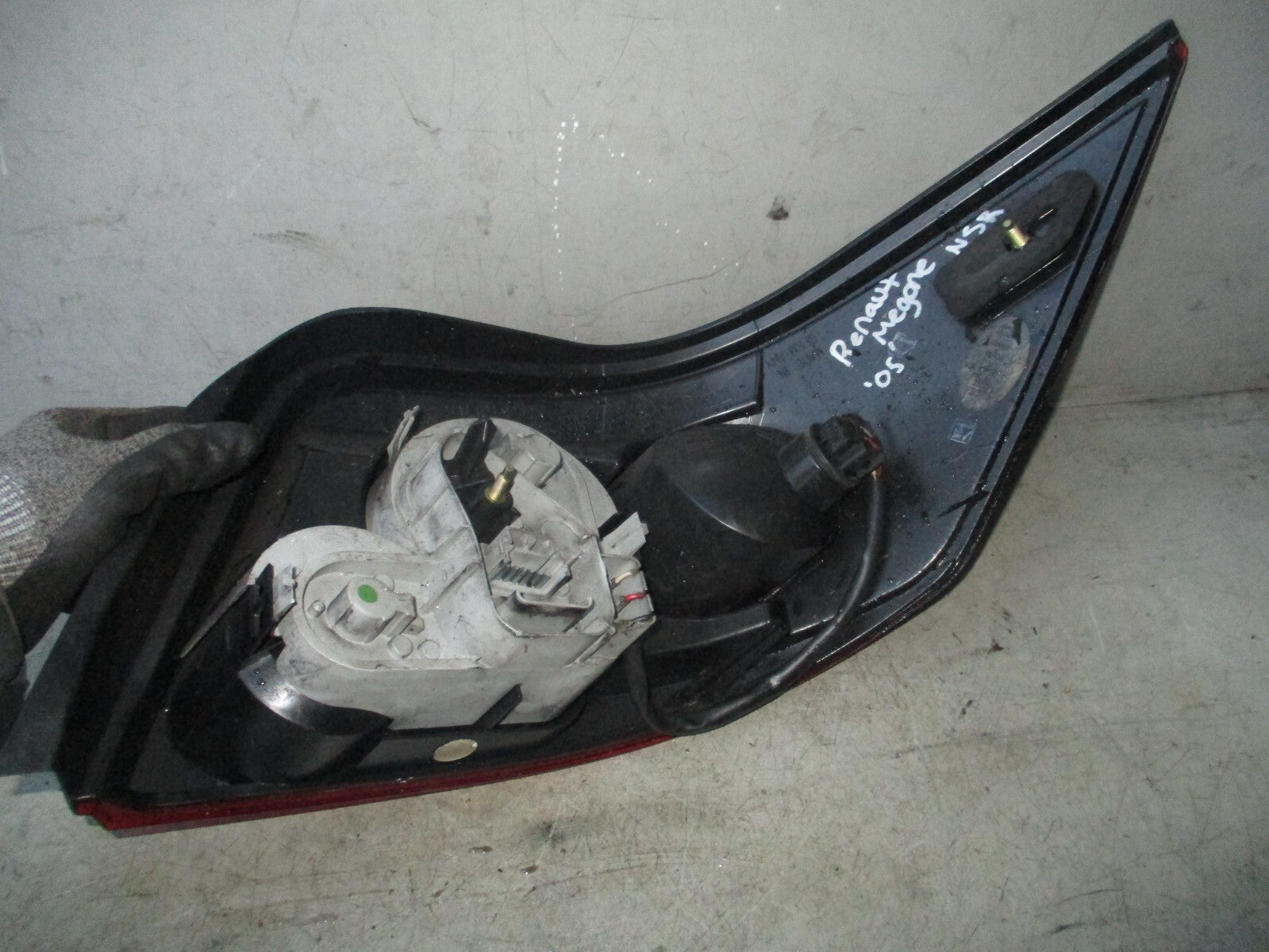 RENAULT MEGANE 2007 MK2 CONVERTIBLE NSR PASSENGER SIDE REAR TAIL LIGHT LAMP