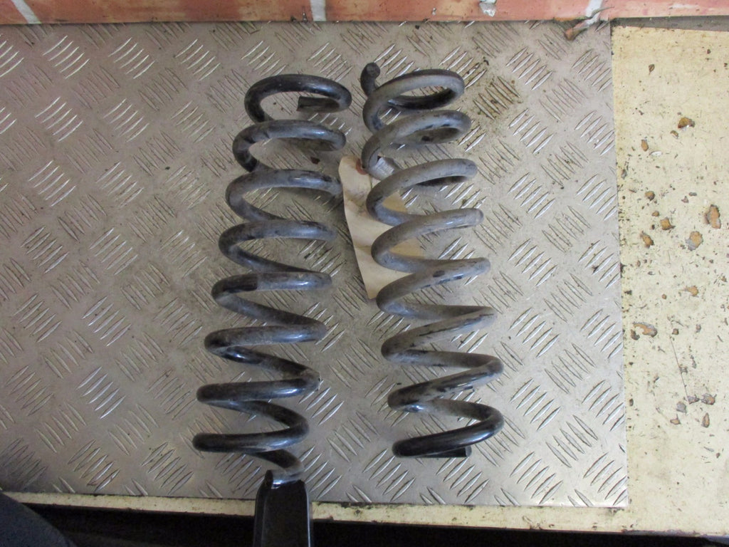 BMW 1 SERIES 2016 F20 / F21 REAR COIL SPRINGS