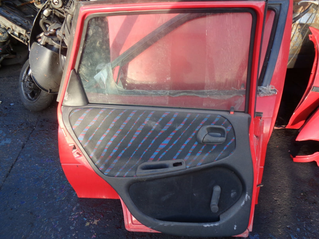 VAUXHALL ASTRA F MK3 5 DOOR NSR PASSENGER SIDE REAR COMPLETE DOOR RED