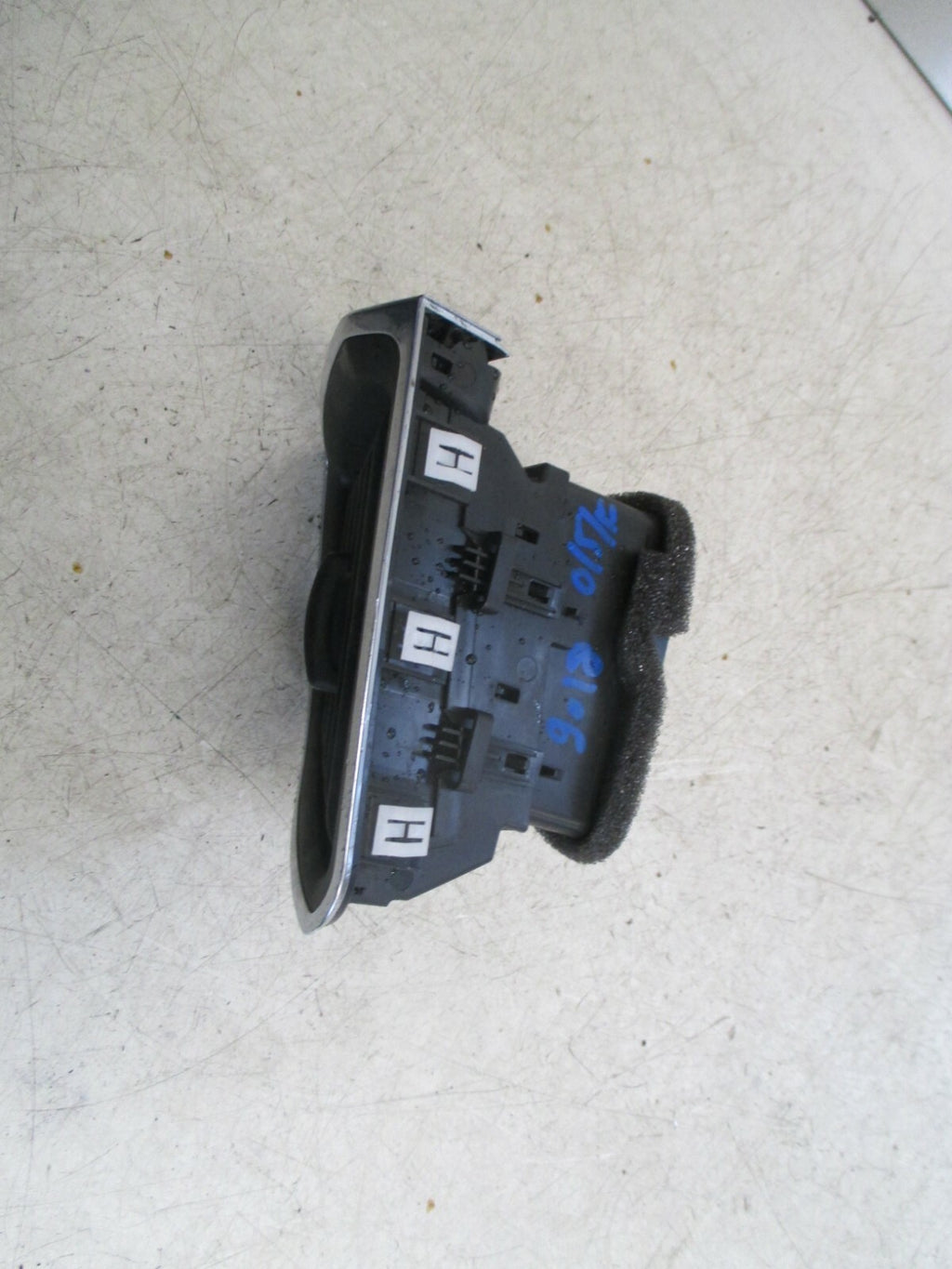 FORD S MAX MK2 2018 OSF AIR VENT NOZZLE KM2819893