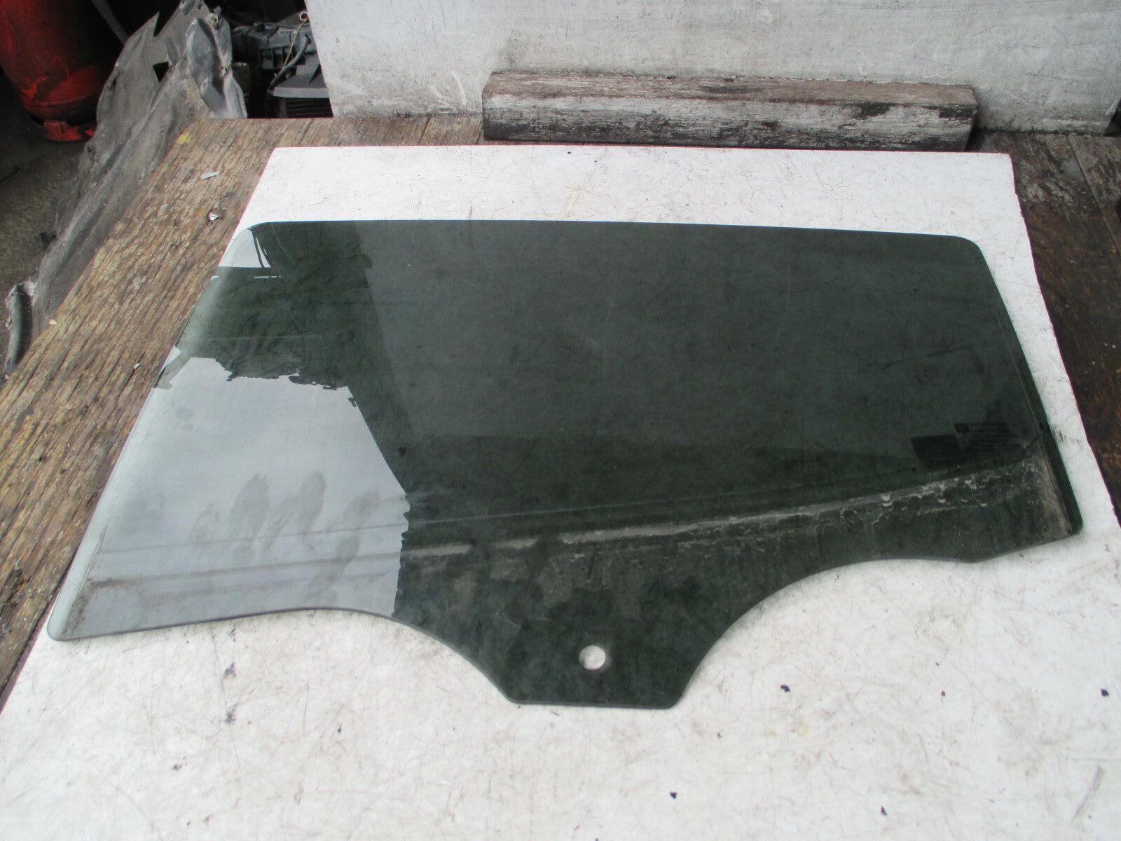 VAUXHALL VIVA 2018 NSR PASSENGER SIDE REAR DOOR WINDOW GLASS