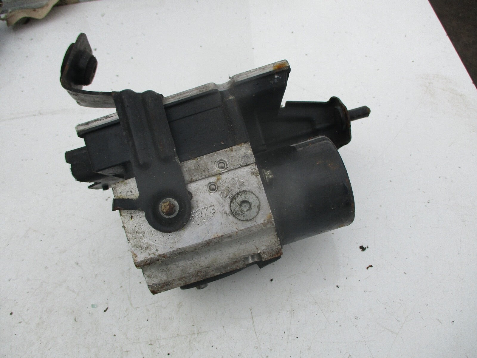 VAUXHALL VECTRA C ESTATE 2003 3.2 AUTO ABS BRAKE PUMP MODULE 13136694 13663913