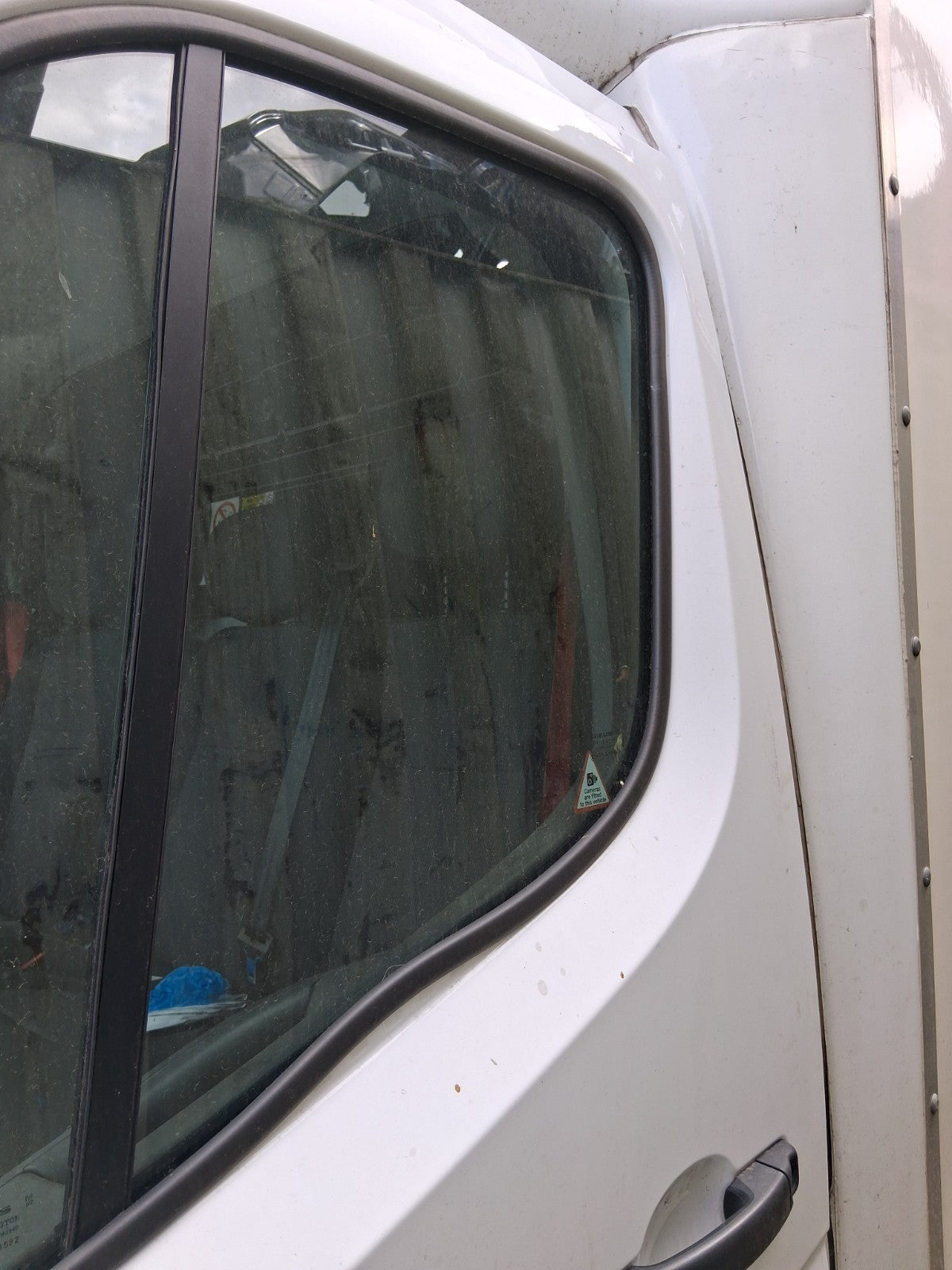 2024 RENAULT MASTER MK3 NSF PASSENGER SIDE FRONT MAIN WINDOW GLASS