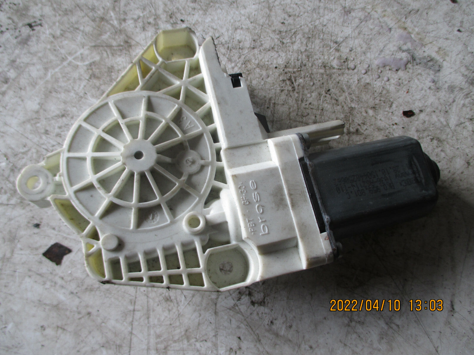 AUDI A1 2015 5 DOOR 8X NSF PASSENGER SIDE FRONT DOOR WINDOW MOTOR 8K0959801C