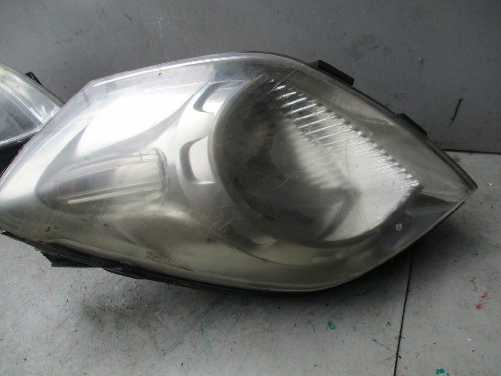 2015 PEUGEOT BIPPER FRONT HEADLIGHT HEADLAMP 45560509