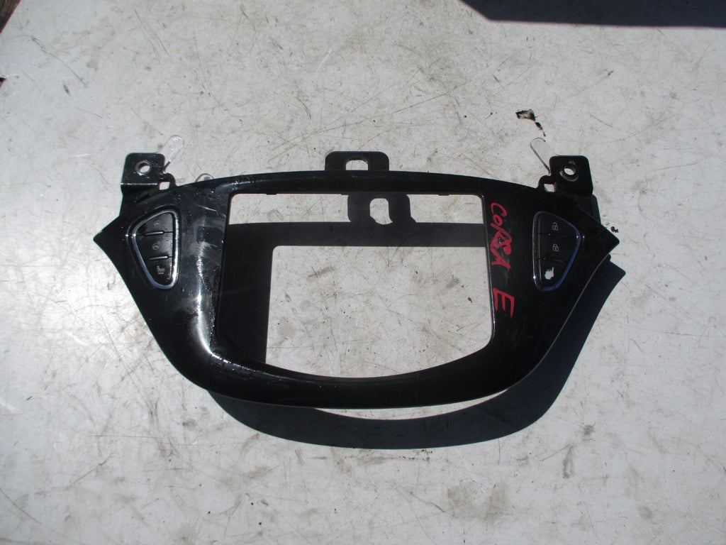 VAUXHALL CORSA E MK4 2016 PLASTIC TRIM SURROUND SWITCH GLOSS BLACK 13471358