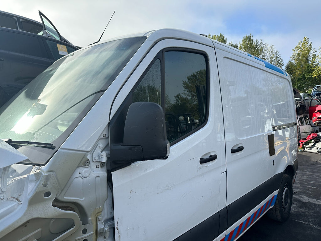 2024 MERCEDES SPRINTER W907 NSF PASSENGER SIDE FRONT DOOR BARE WHITE