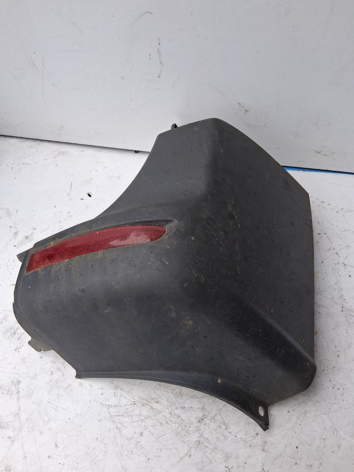 2021 MERCEDES BENZ SPRINTER NSR REAR PASSENGER NEAR SIDE LIGHT 2205040100