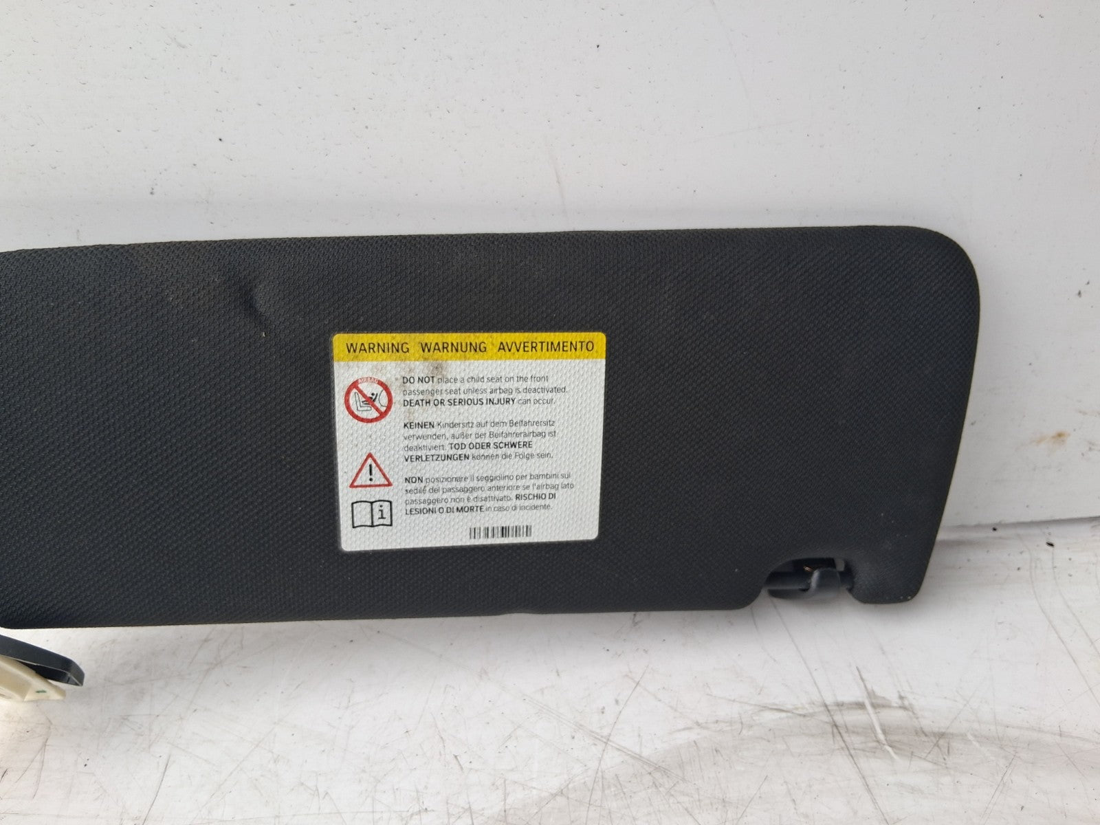 2010 BMW 5 SERIES F10 NSF PASSENGER SIDE FRONT INTERIOR SUN VISOR BLACK