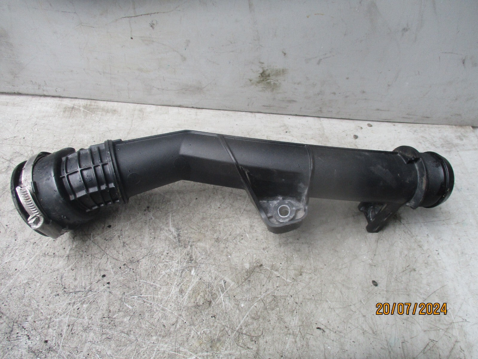 2020 VAUXHALL VIVARO MK3 1.5 DIESEL AIR INTAKE PIPE 9810958380
