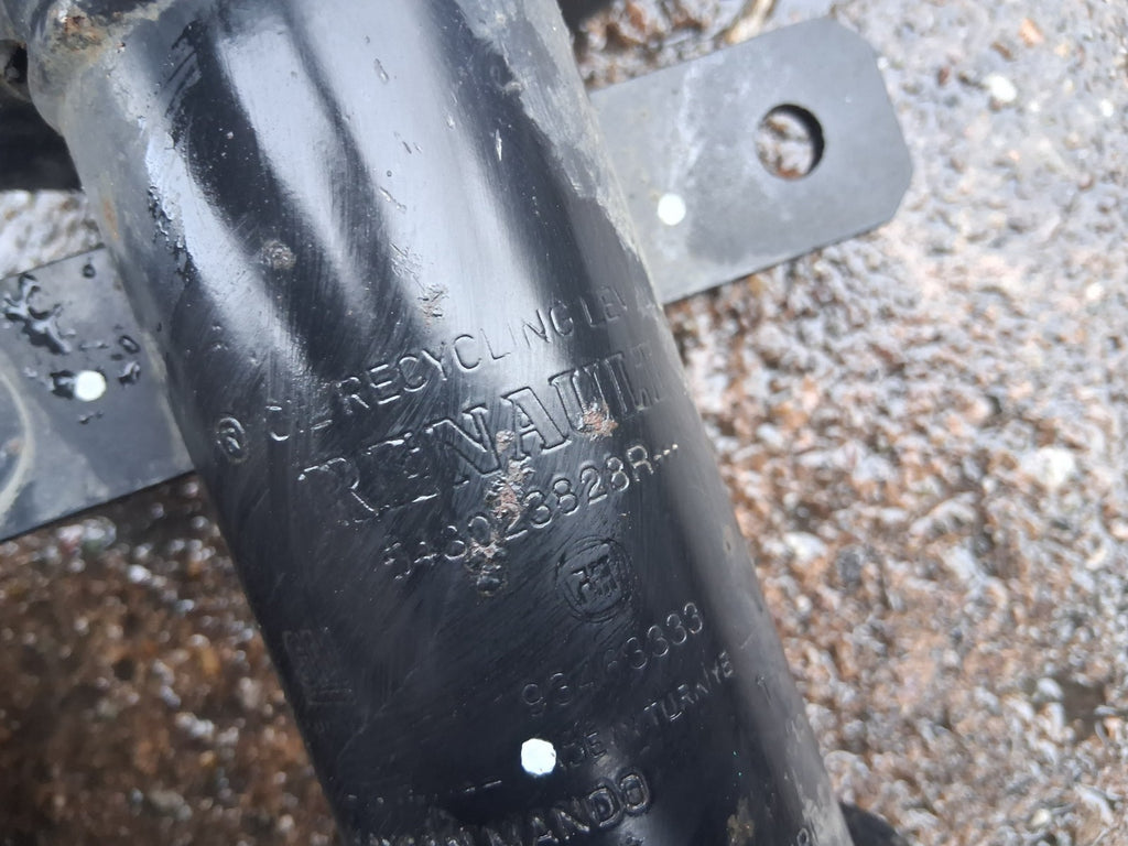 2024 RENAULT TRAFIC X82 MK3 2.0 DIESEL OSF DRIVER SIDE FRONT SUSPENSION LEG