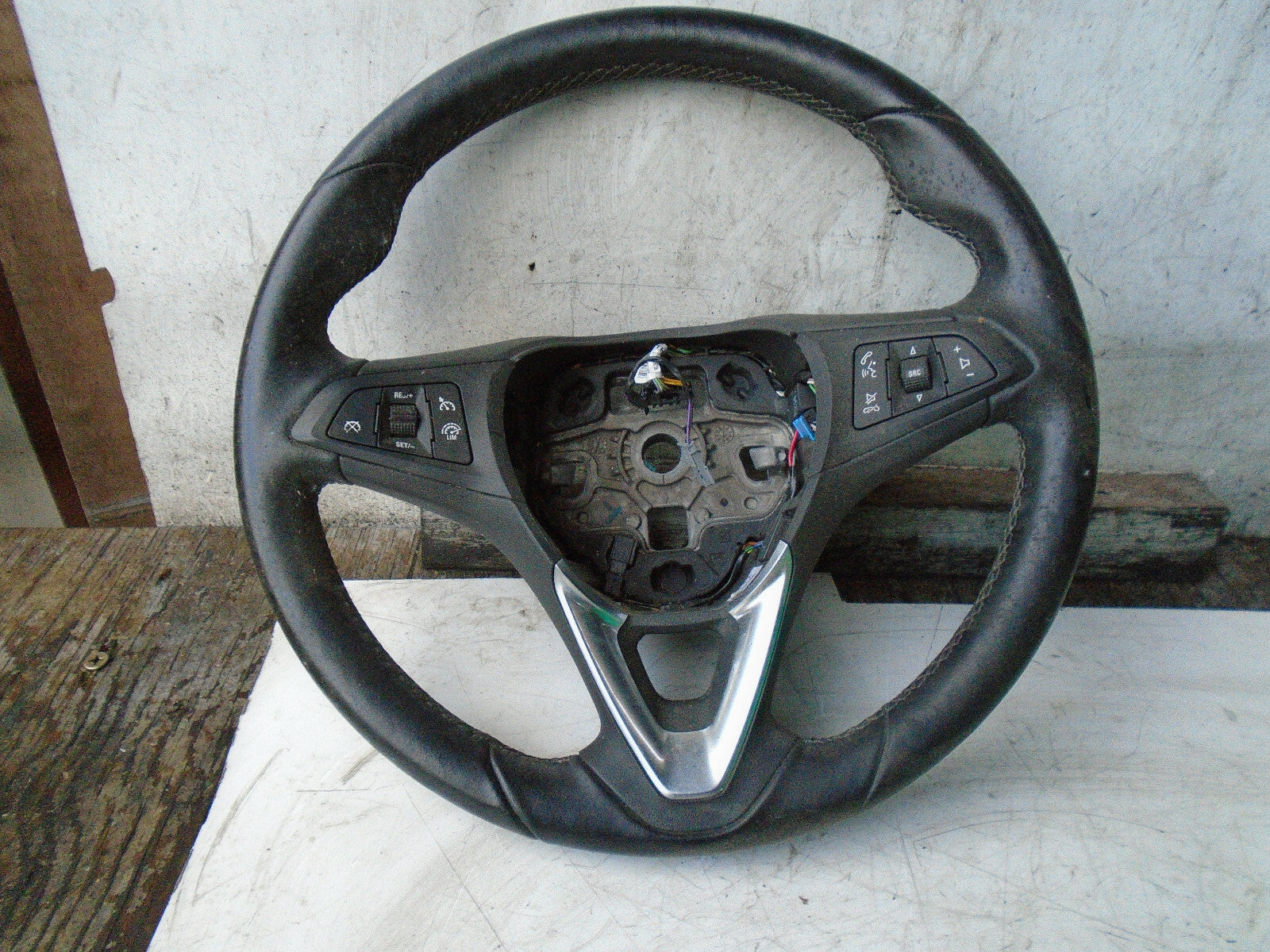 VAUXHALL CORSA E 2015 MULTIFUNCTIONAL STEERING WHEEL 39035999