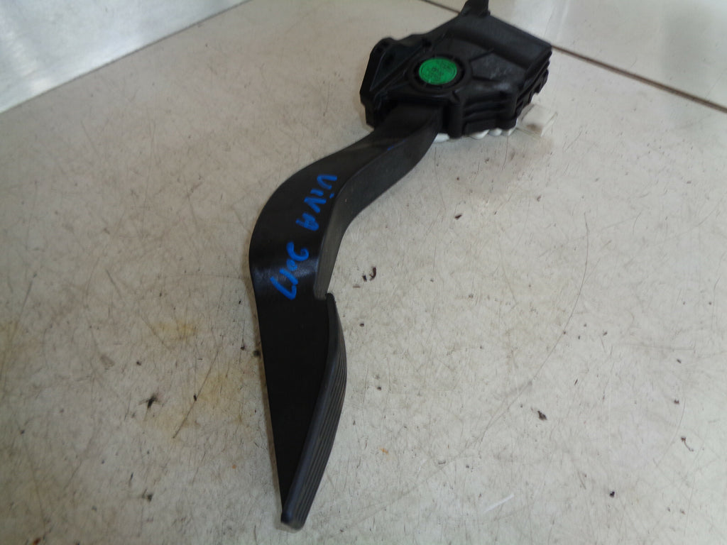 VAUXHALL VIVA 2018 1.0 PETROL MANUAL ACCELERATOR THROTTLE PEDAL 42361587