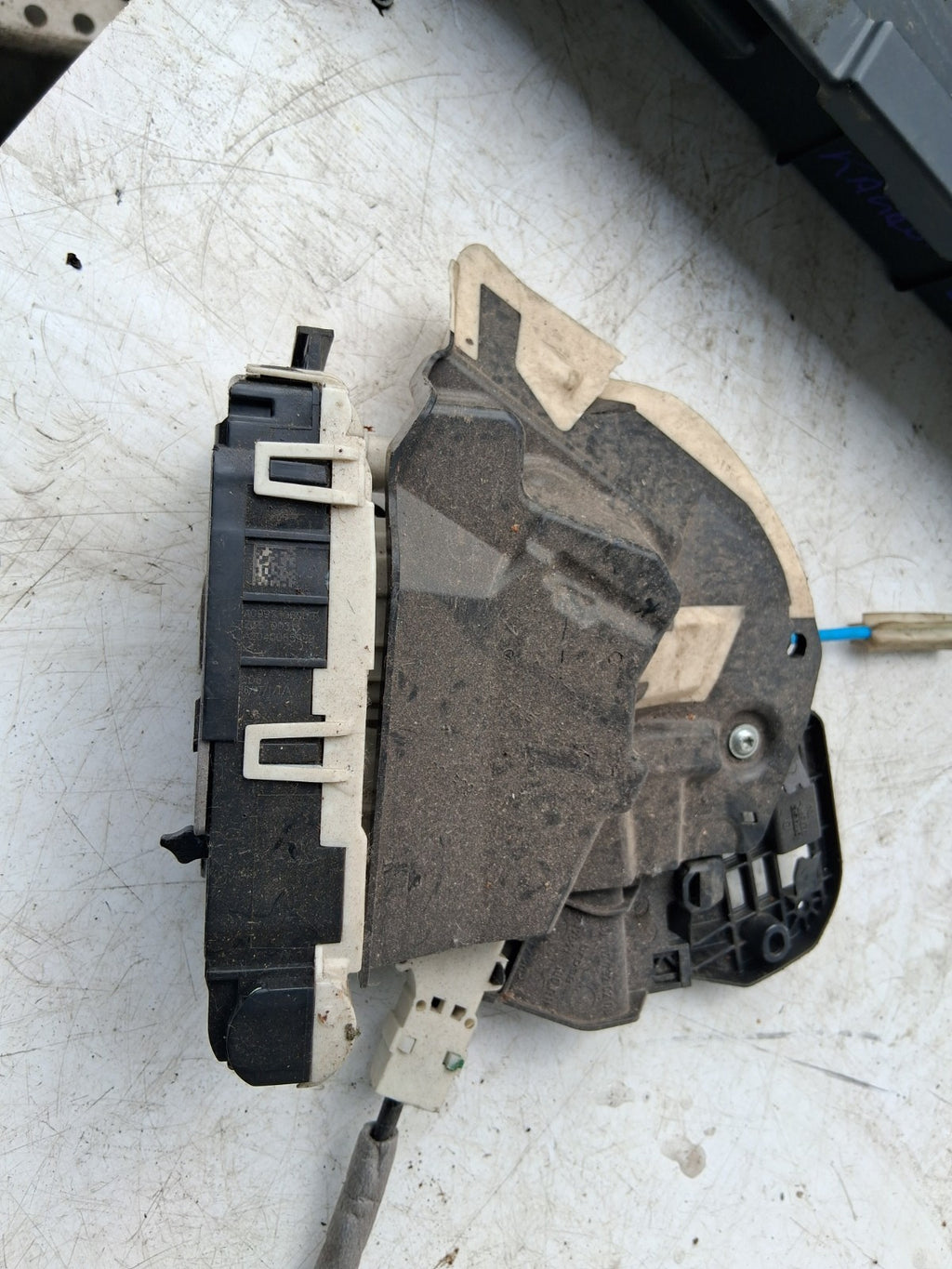 2016 MERCEDES BENZ CLA C117 OSR DRIVER SIDE REAR LOCK MECHANISM A0997306000