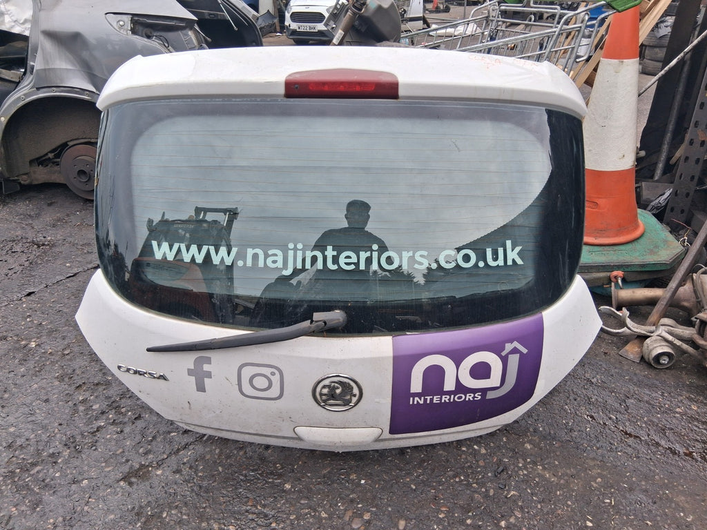 2009 VAUXHALL CORSA D REAR BOOTLID TAILGATE COMPLETE WHITE