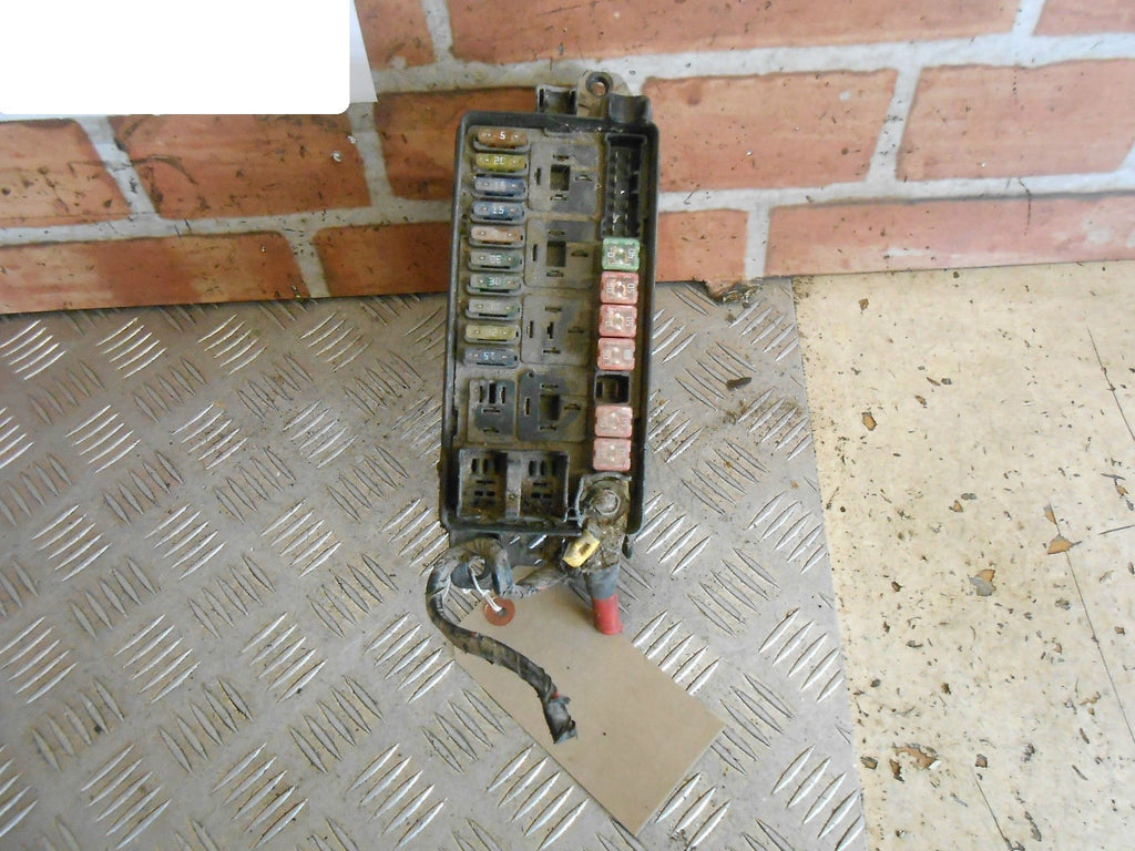 BMW MINI R52 2006 COOPER S 2006 1.6 (W11B16A) UNDER BONNET FUSE BOX 69066502