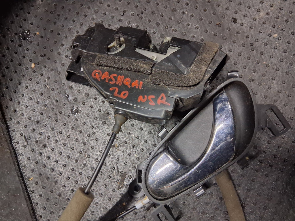 2020 NISSAN QASHQAI J11 MK2 NSR PASSENGER SIDE REAR LEFT DOOR LOCK MECHANISM