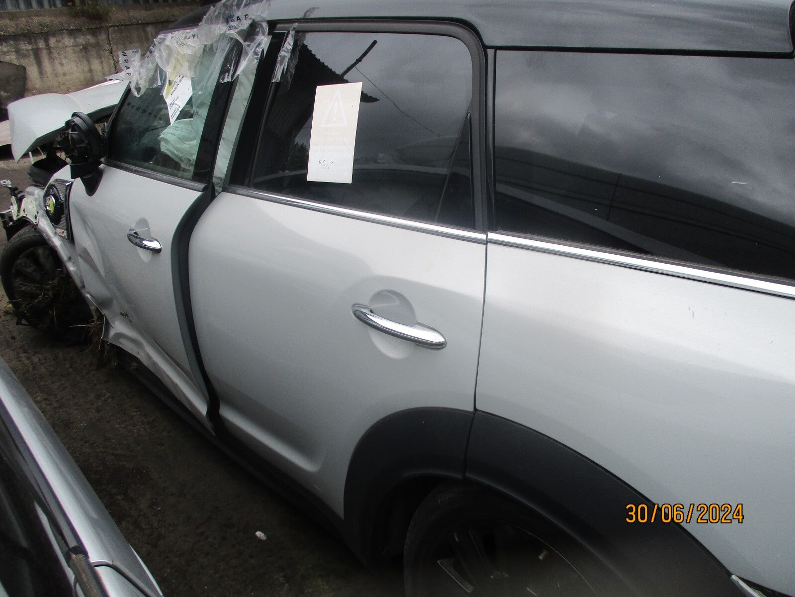 BMW MINI COUNTRYMAN F60 2021 NSR PASSENGER SIDE REAR BARE DOOR WHITE SILVER A62