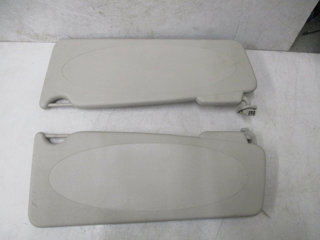 MERCEDES CITAN PANEL 2013 NS OS PASSENGER DRIVER SUN VISOR 8200544833 8200544838