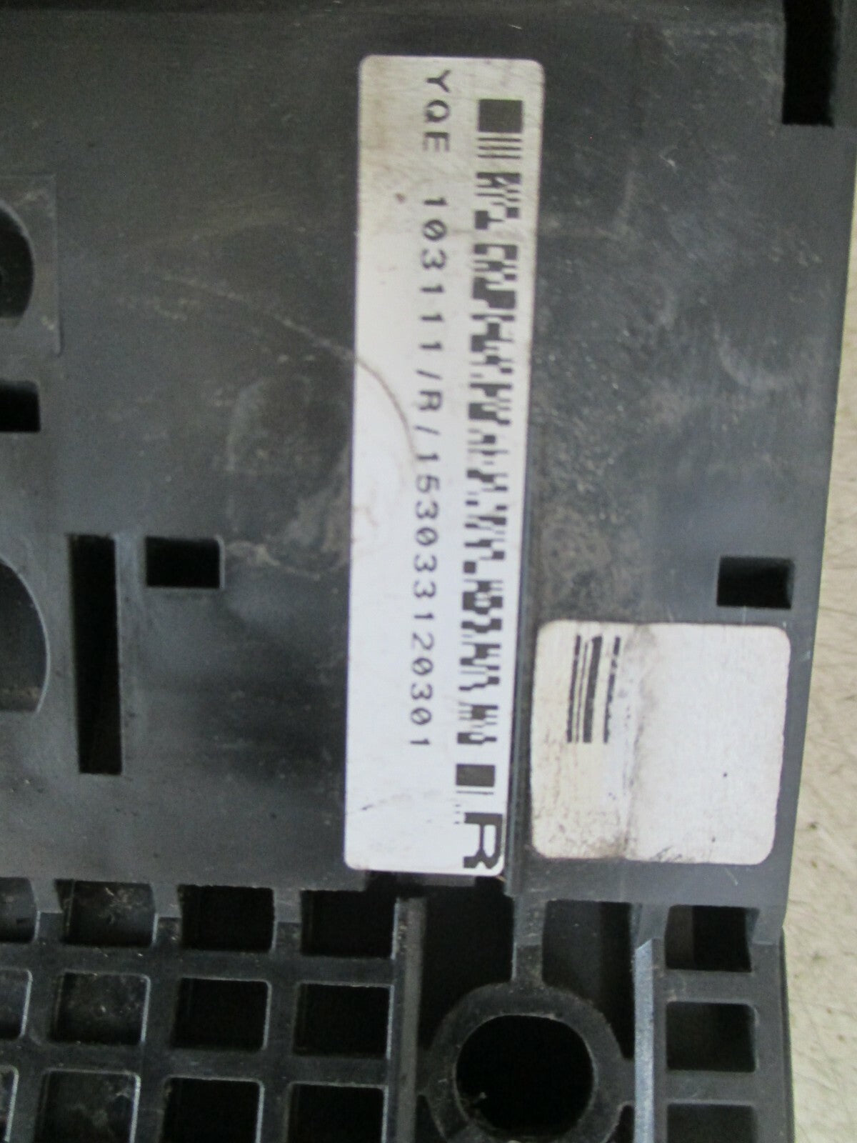 MG ZT-T 190 2002 FUSE BOX