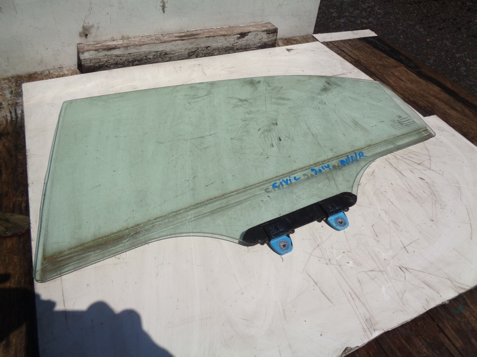 HONDA CIVIC 2014 MK9 PASSENGER NEAR SIDE REAR GLASS